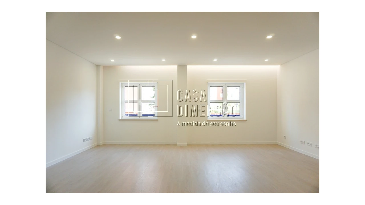 Apartamento T2 para Venda em Carnaxide e Queijas Foto 3