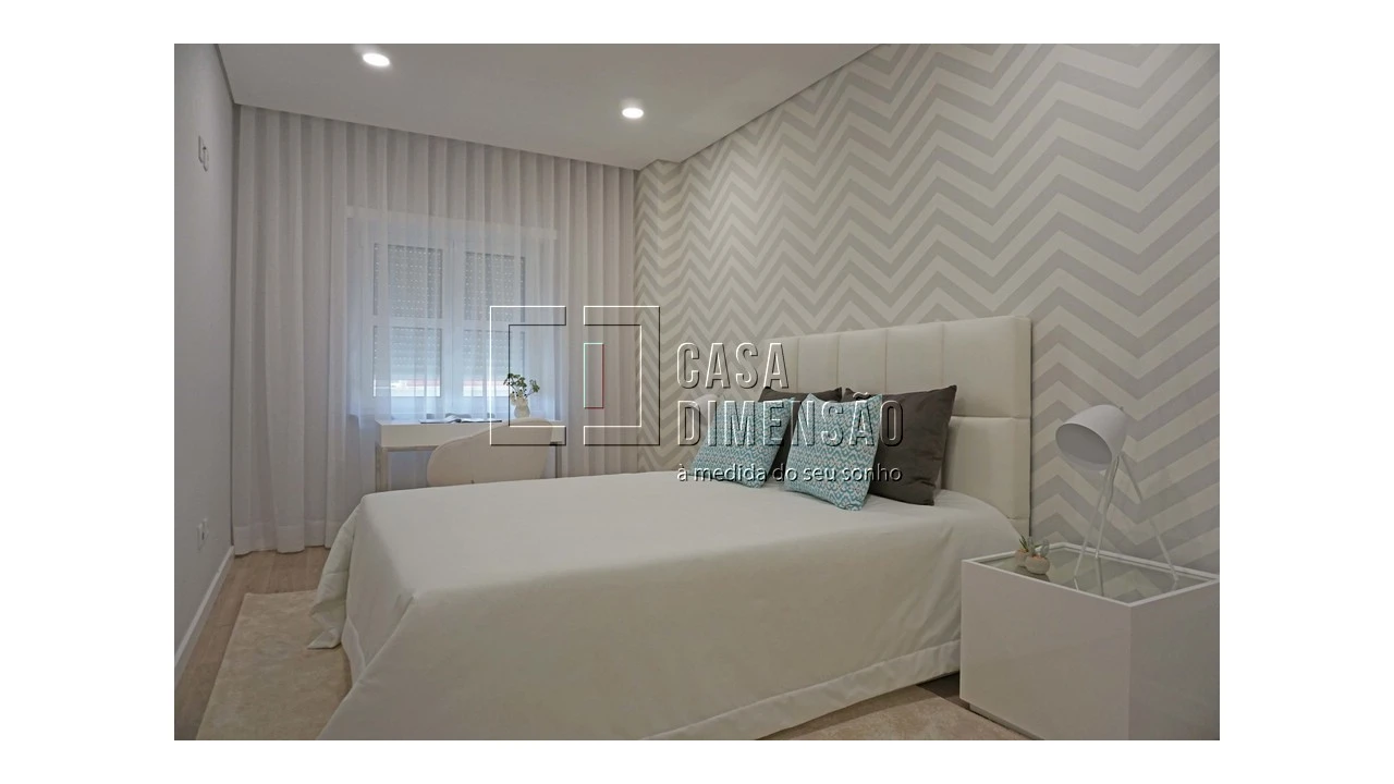 Apartamento T2 para Venda em Carnaxide e Queijas Foto 53