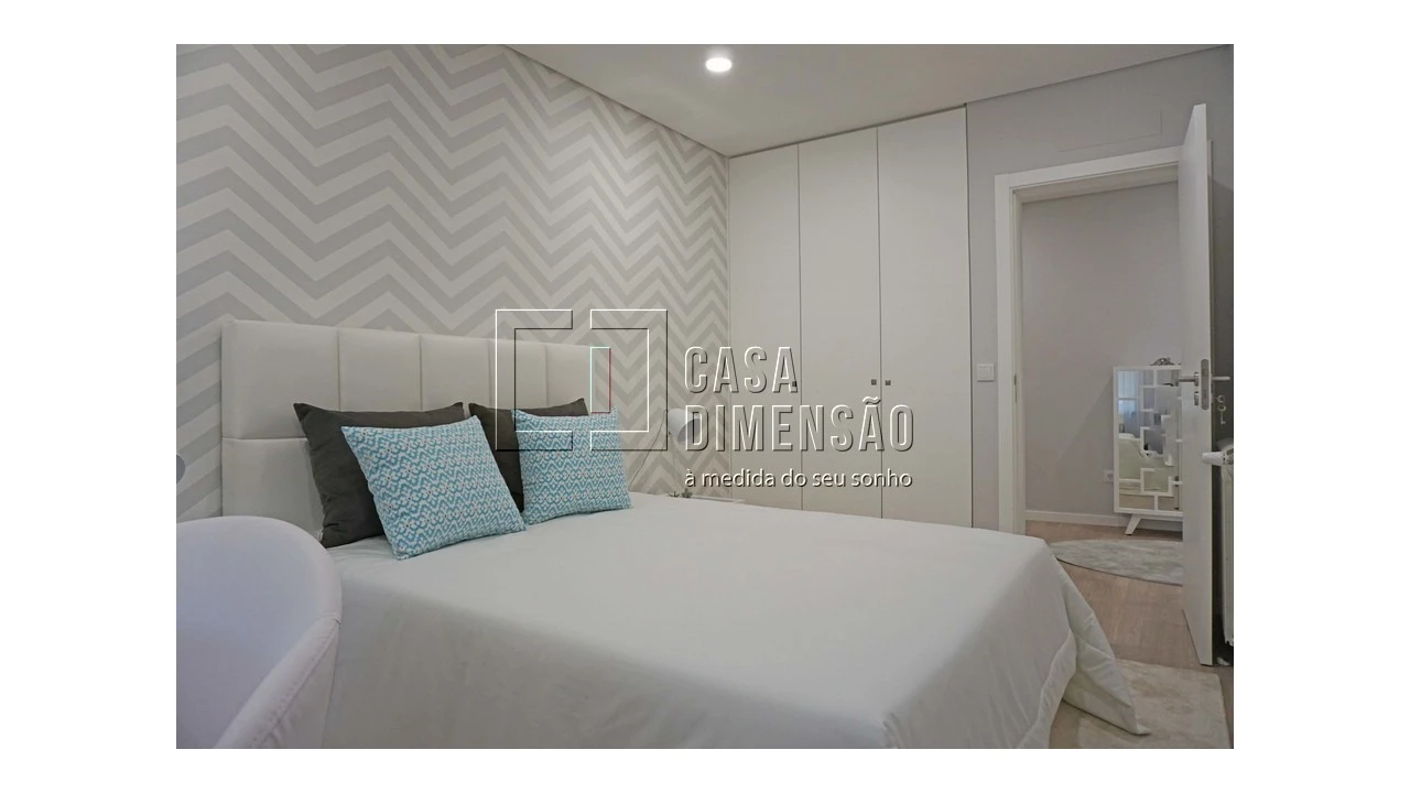 Apartamento T2 para Venda em Carnaxide e Queijas Foto 54
