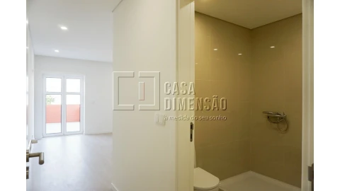 Apartamento T2 para Venda em Carnaxide e Queijas