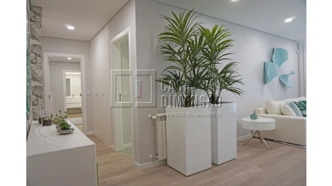 Apartamento T2 para Venda em Carnaxide e Queijas