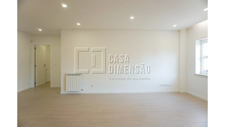 Apartamento T2 para Venda em Carnaxide e Queijas Foto 5