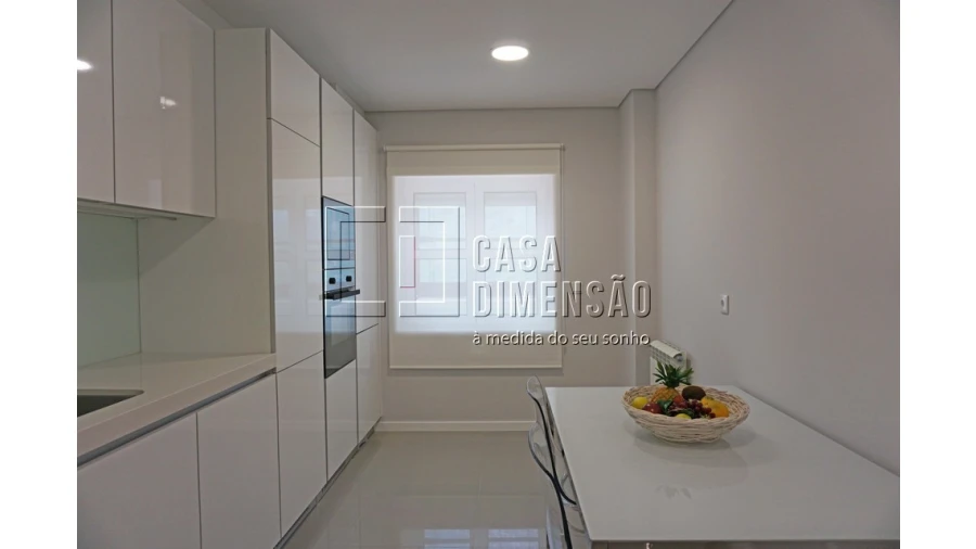 Apartamento T2 para Venda em Carnaxide e Queijas Foto 46