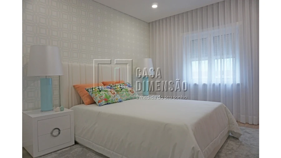 Apartamento T2 para Venda em Carnaxide e Queijas Foto 57