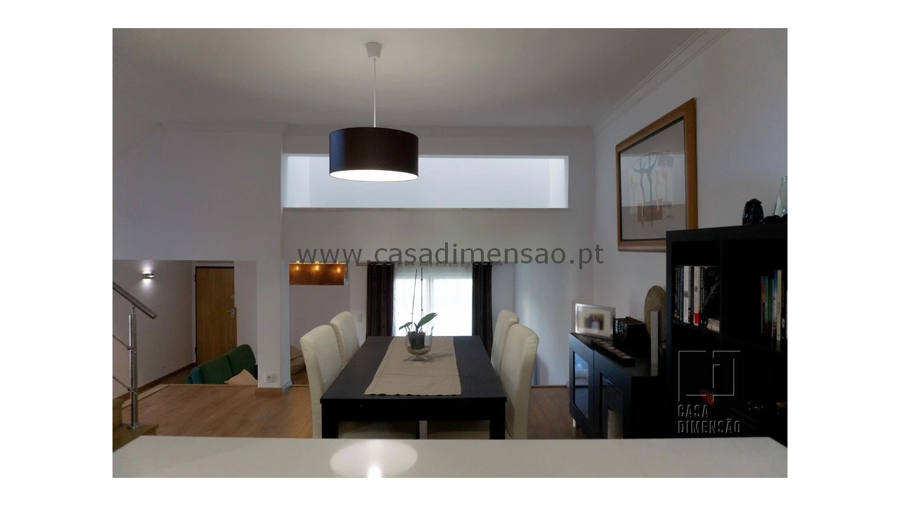Moradia T4 para Venda em Barcarena Foto 21