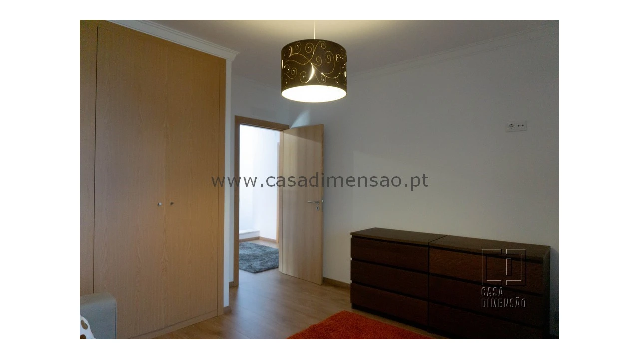 Moradia T4 para Venda em Barcarena Foto 37