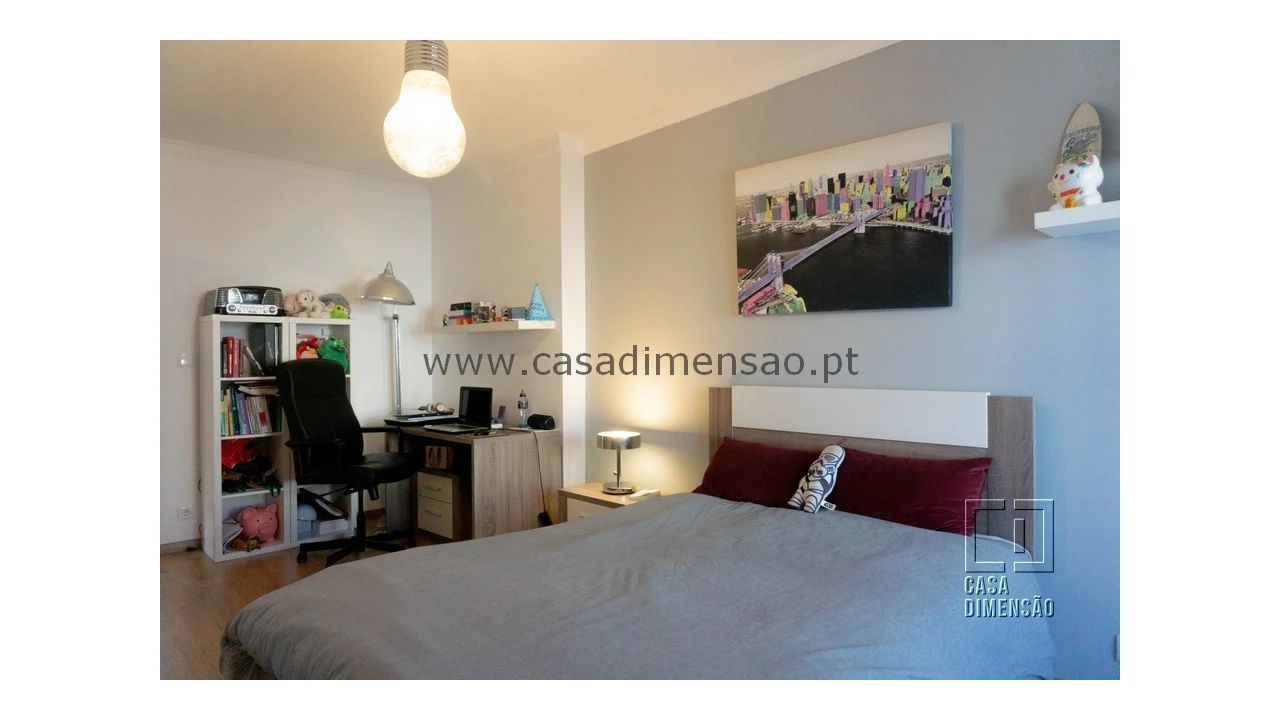 Moradia T4 para Venda em Barcarena Foto 41