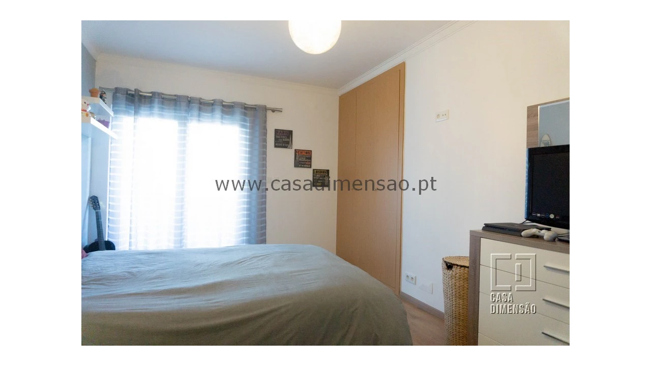 Moradia T4 para Venda em Barcarena Foto 42