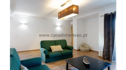Moradia T4 para Venda em Barcarena