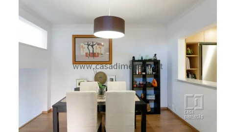 Moradia T4 para Venda em Barcarena