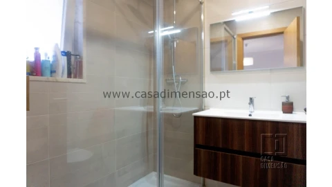 Moradia T4 para Venda em Barcarena