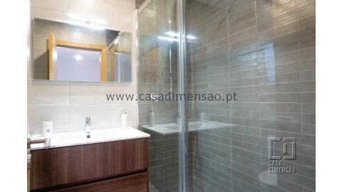 Moradia T4 para Venda em Barcarena