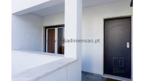 Moradia T4 para Venda em Barcarena