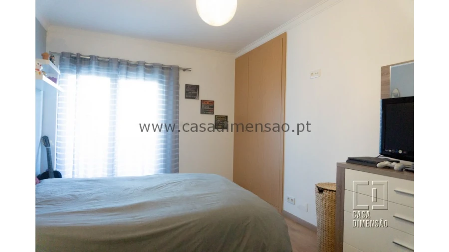 Moradia T4 para Venda em Barcarena Foto 42
