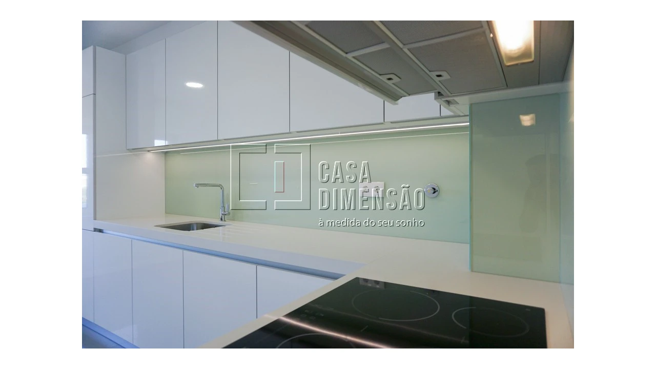 Apartamento T2 para Venda em Carnaxide e Queijas Foto 7