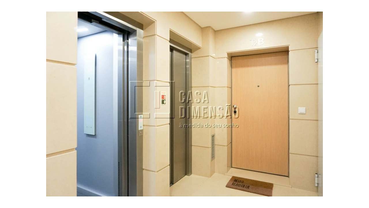 Apartamento T2 para Venda em Carnaxide e Queijas Foto 23