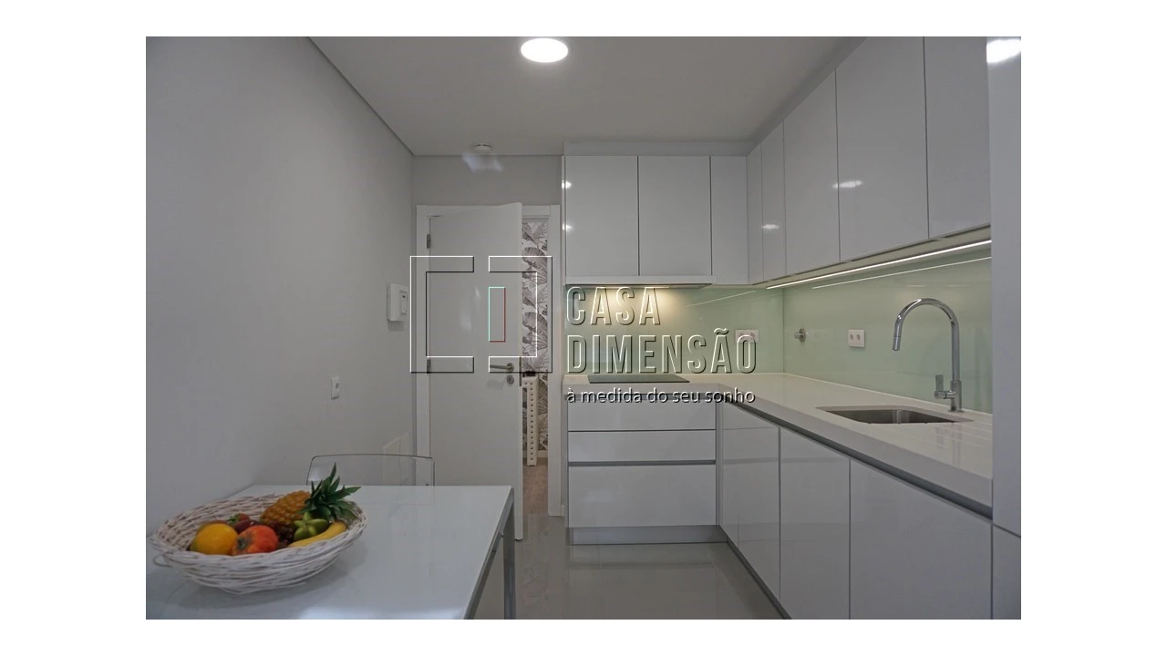 Apartamento T2 para Venda em Carnaxide e Queijas Foto 48