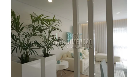 Apartamento T2 para Venda em Carnaxide e Queijas