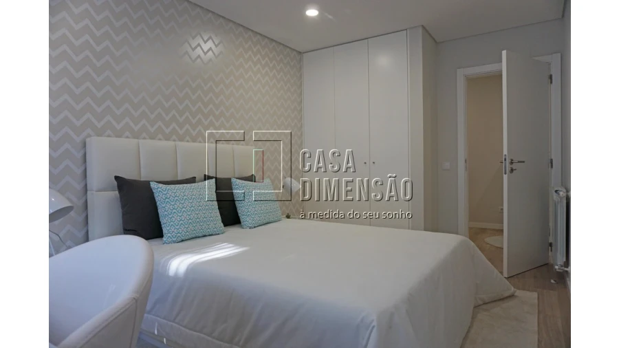Apartamento T2 para Venda em Carnaxide e Queijas Foto 52