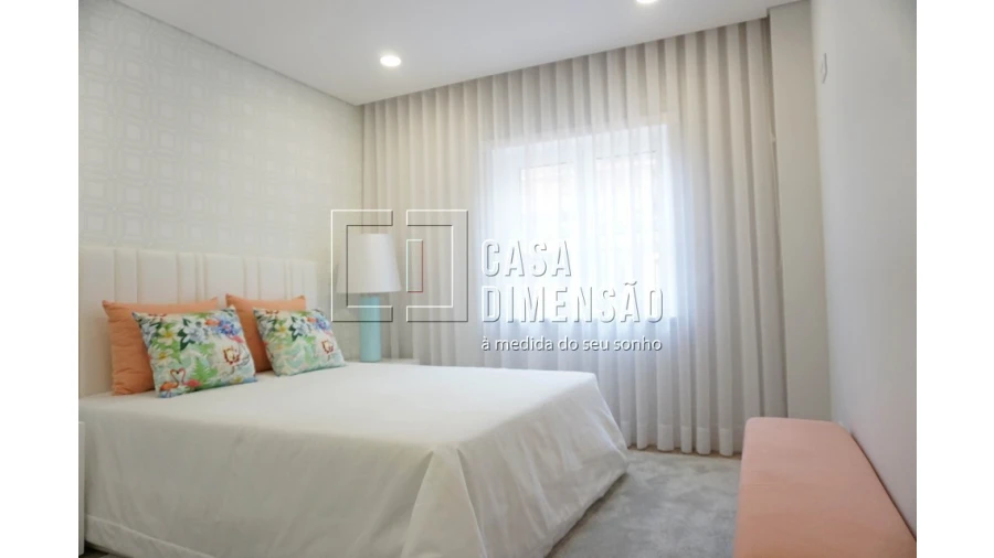 Apartamento T2 para Venda em Carnaxide e Queijas Foto 55