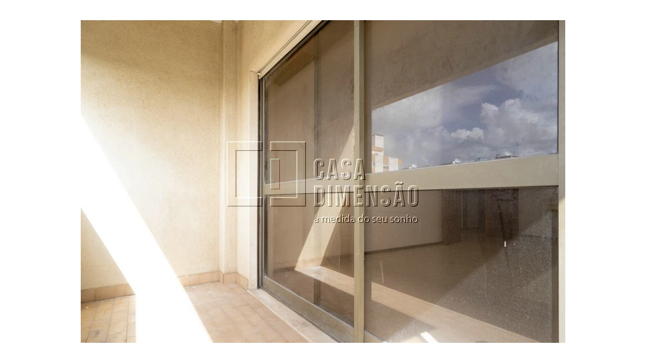 Apartamento T2 para Venda em Carnaxide e Queijas Foto 3