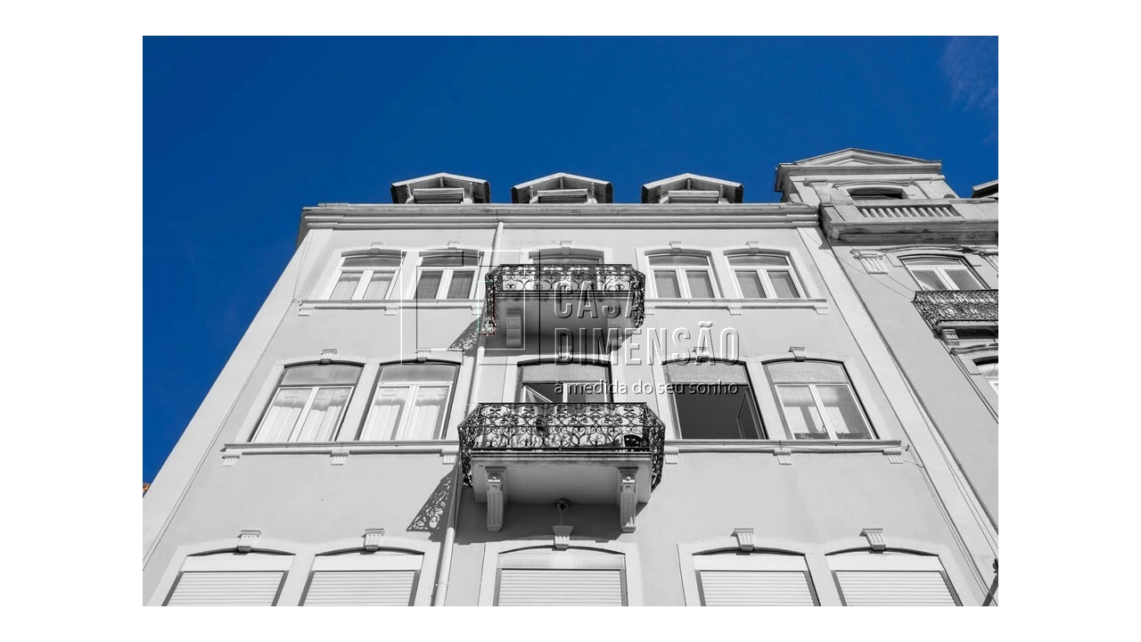 Apartamento T3 para Venda em Arroios Foto 1