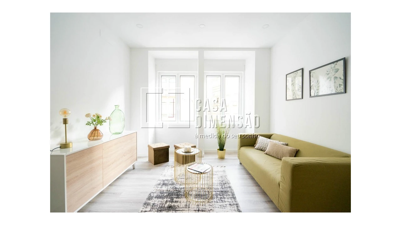 Apartamento T3 para Venda em Arroios Foto 2