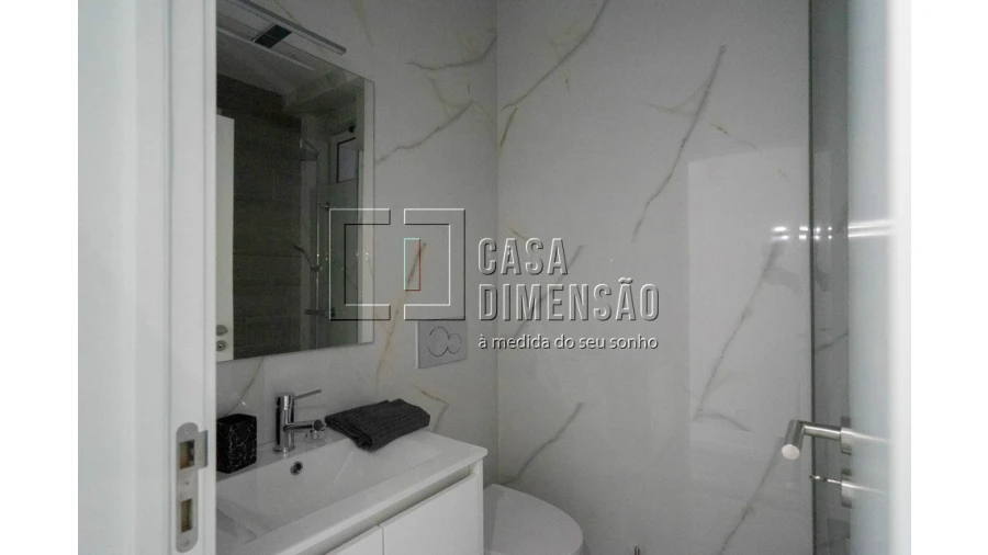 Apartamento T3 para Venda em Arroios Foto 19