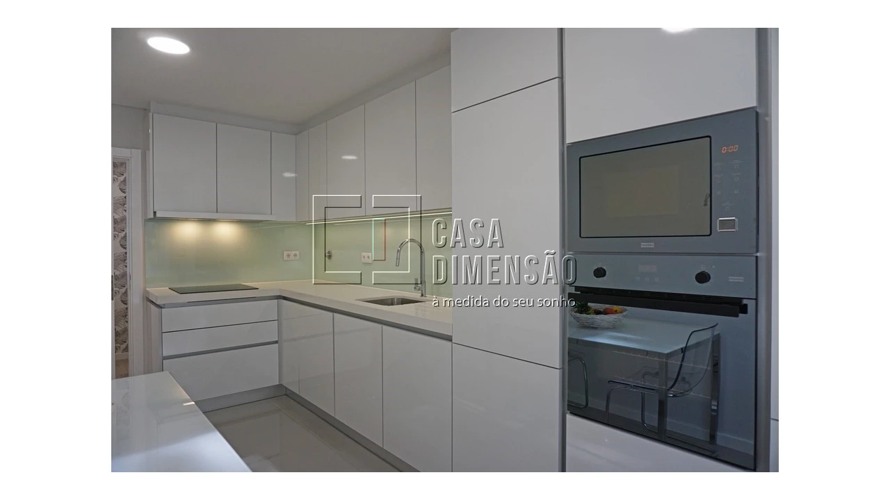 Apartamento T3 para Venda em Carnaxide e Queijas Foto 37