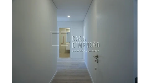 Apartamento T3 para Venda em Carnaxide e Queijas