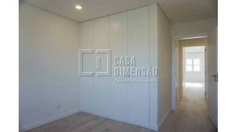 Apartamento T3 para Venda em Carnaxide e Queijas