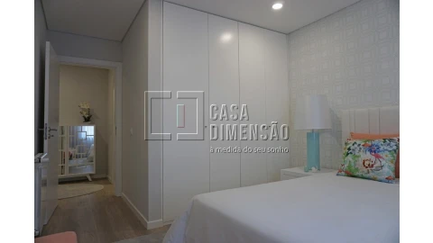 Apartamento T3 para Venda em Carnaxide e Queijas