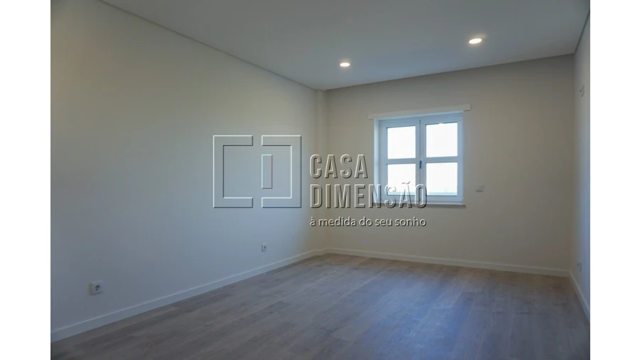 Apartamento T3 para Venda em Carnaxide e Queijas Foto 8