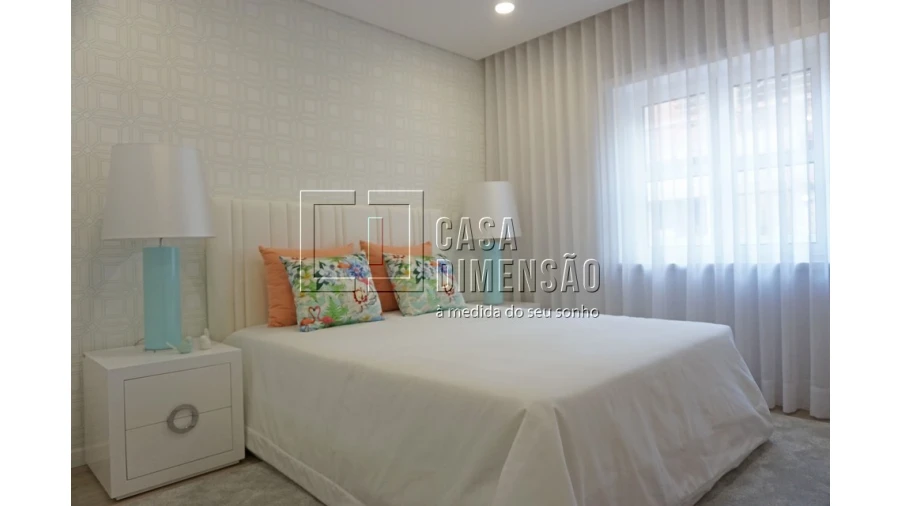 Apartamento T2 para Venda em Carnaxide e Queijas Foto 33