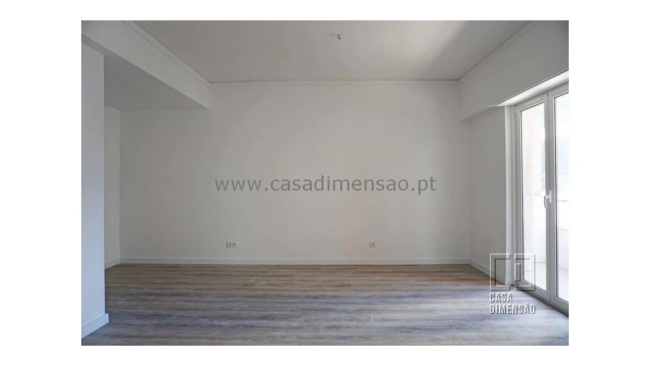 Apartamento T3 para Venda em Algés, Linda-A-Velha e Cruz Quebrada-Dafundo Foto 6
