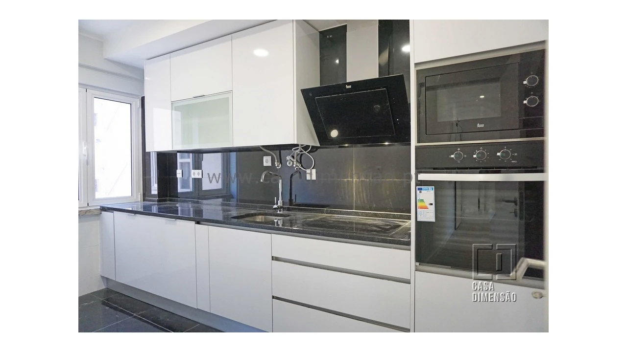 Apartamento T3 para Venda em Algés, Linda-A-Velha e Cruz Quebrada-Dafundo Foto 9