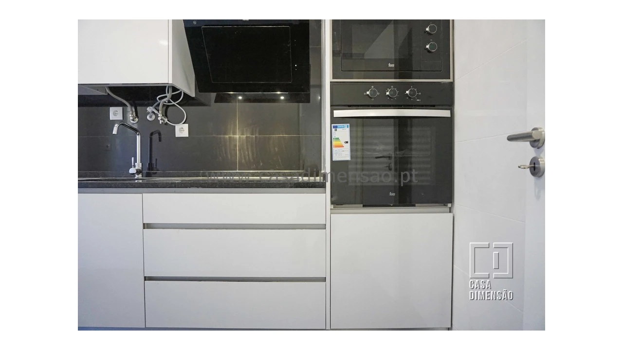 Apartamento T3 para Venda em Algés, Linda-A-Velha e Cruz Quebrada-Dafundo Foto 11