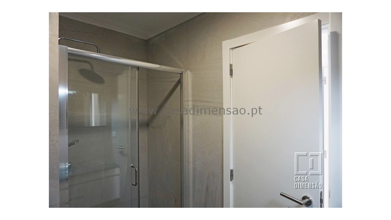 Apartamento T3 para Venda em Algés, Linda-A-Velha e Cruz Quebrada-Dafundo Foto 28