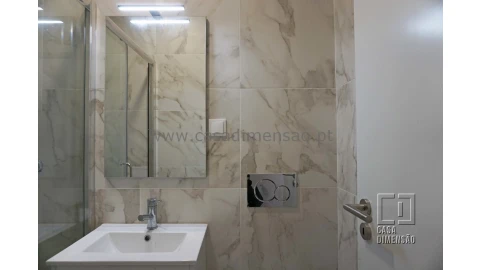 Apartamento T3 para Venda em Algés, Linda-A-Velha e Cruz Quebrada-Dafundo