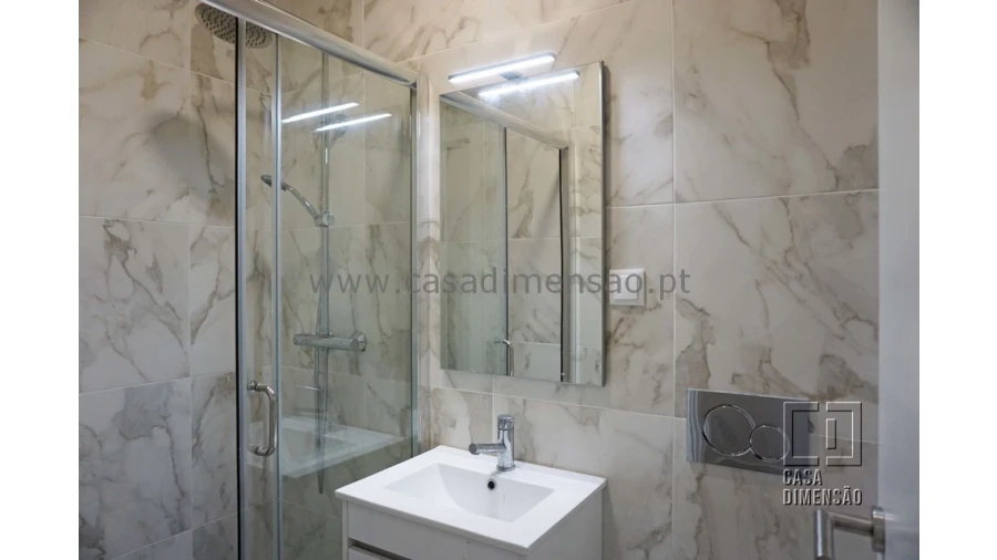 Apartamento T3 para Venda em Algés, Linda-A-Velha e Cruz Quebrada-Dafundo Foto 14