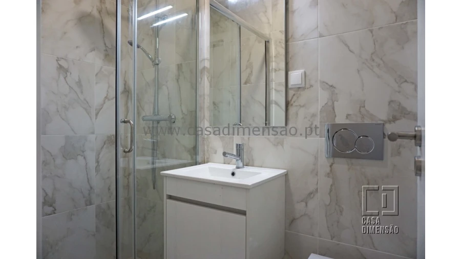 Apartamento T3 para Venda em Algés, Linda-A-Velha e Cruz Quebrada-Dafundo Foto 15