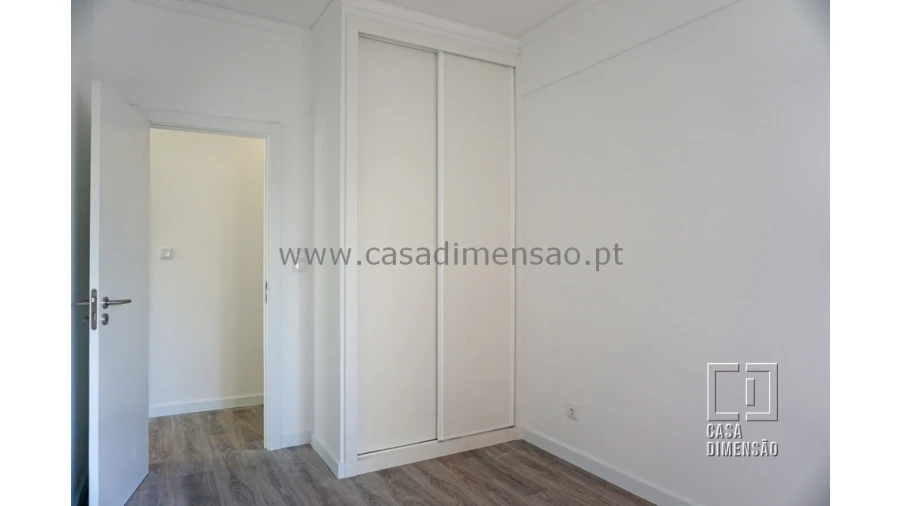 Apartamento T3 para Venda em Algés, Linda-A-Velha e Cruz Quebrada-Dafundo Foto 18