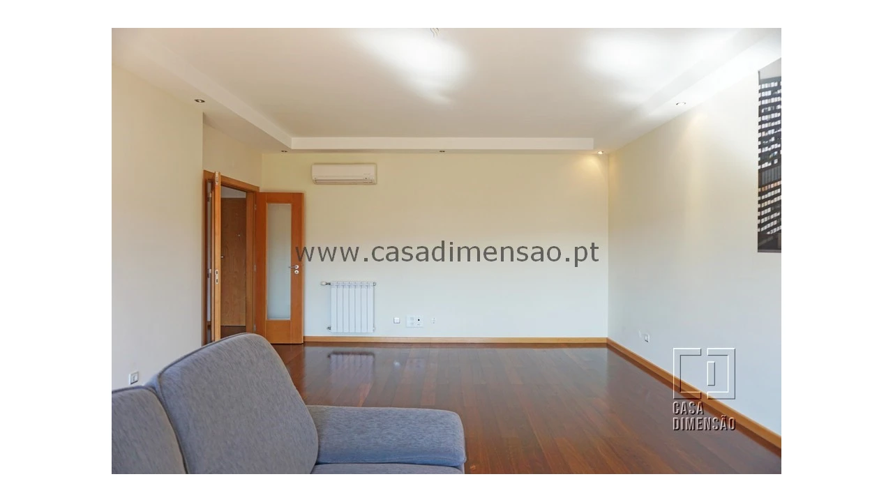 Apartamento T1 para Venda em Barcarena Foto 12