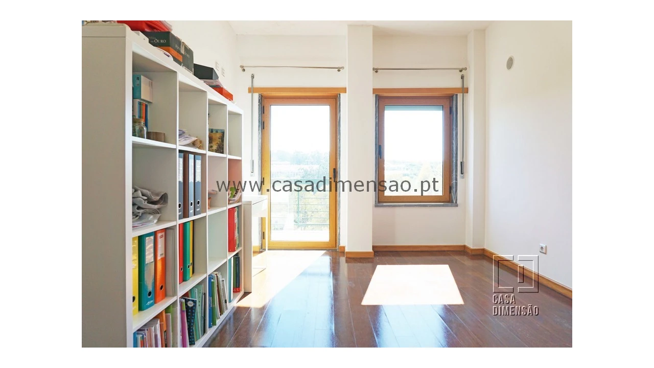 Apartamento T1 para Venda em Barcarena Foto 34