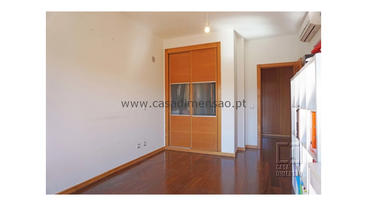 Apartamento T1 para Venda em Barcarena Foto 36