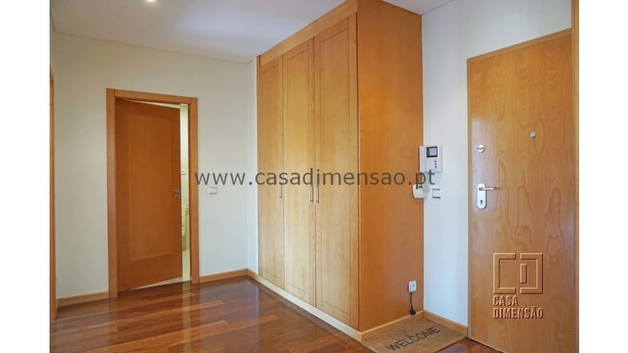 Apartamento T1 para Venda em Barcarena Foto 3