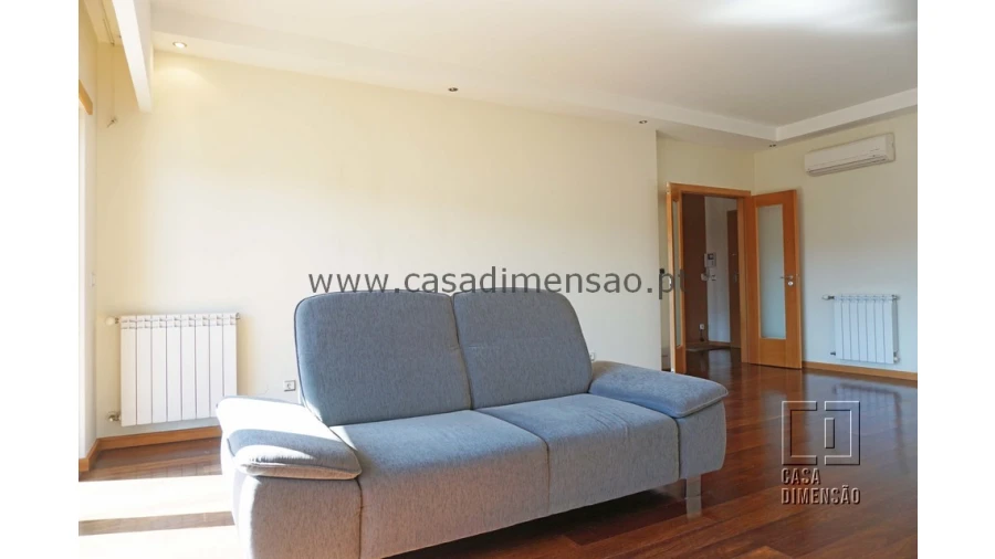 Apartamento T1 para Venda em Barcarena Foto 10