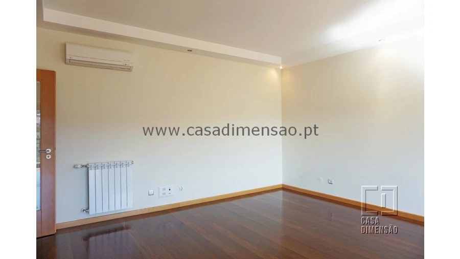 Apartamento T1 para Venda em Barcarena Foto 14