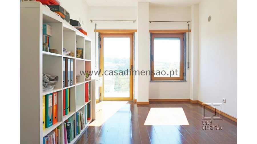 Apartamento T1 para Venda em Barcarena Foto 34