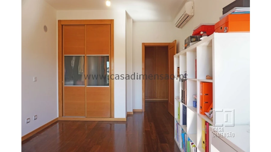 Apartamento T1 para Venda em Barcarena Foto 37